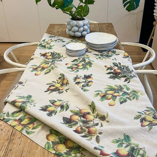 Como Table Cloth