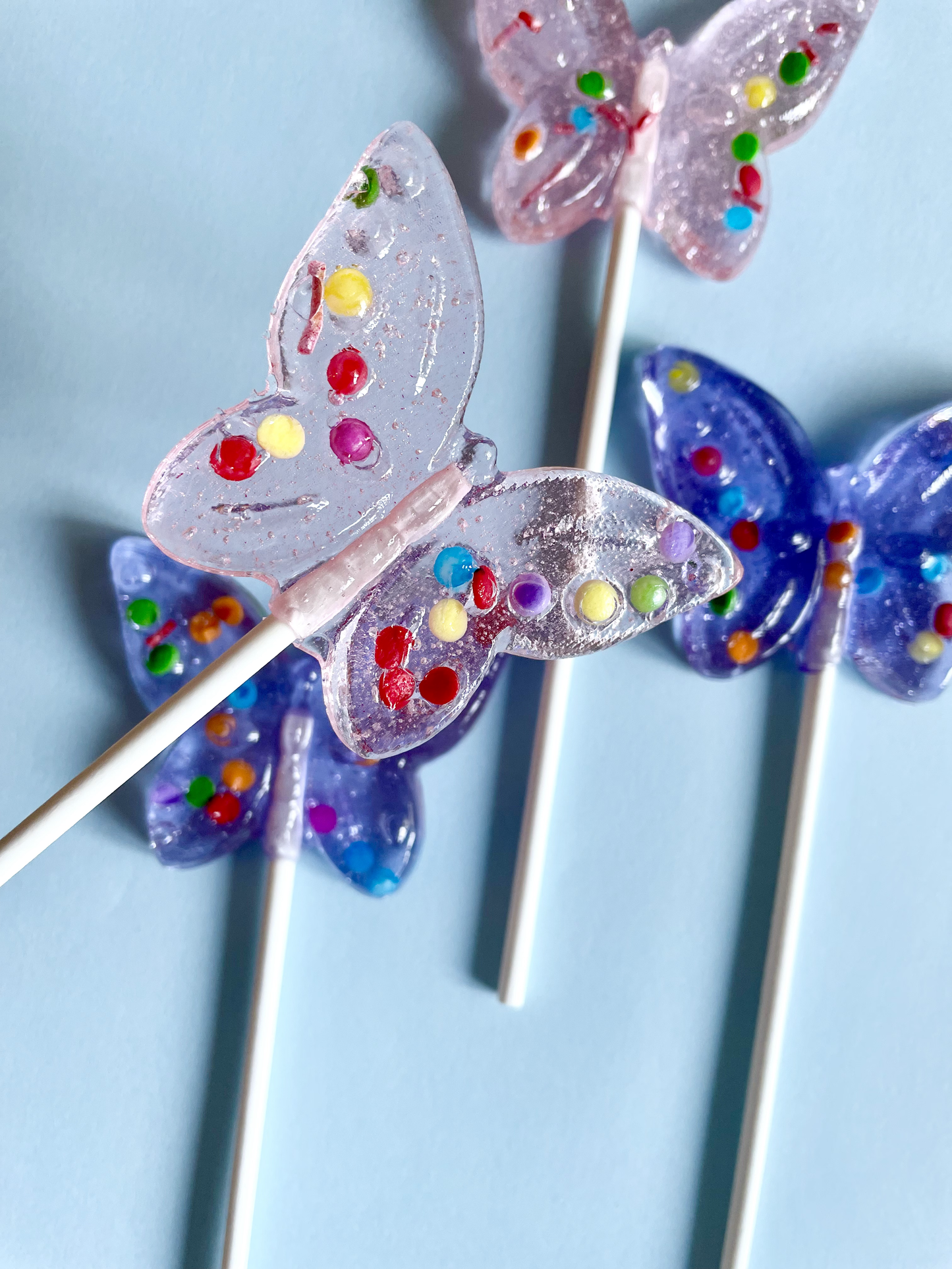 Pretty Butterfly Natural Blueberry (PURPLE)