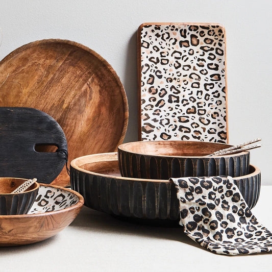 Group shot of Serengeti Engraved Servers