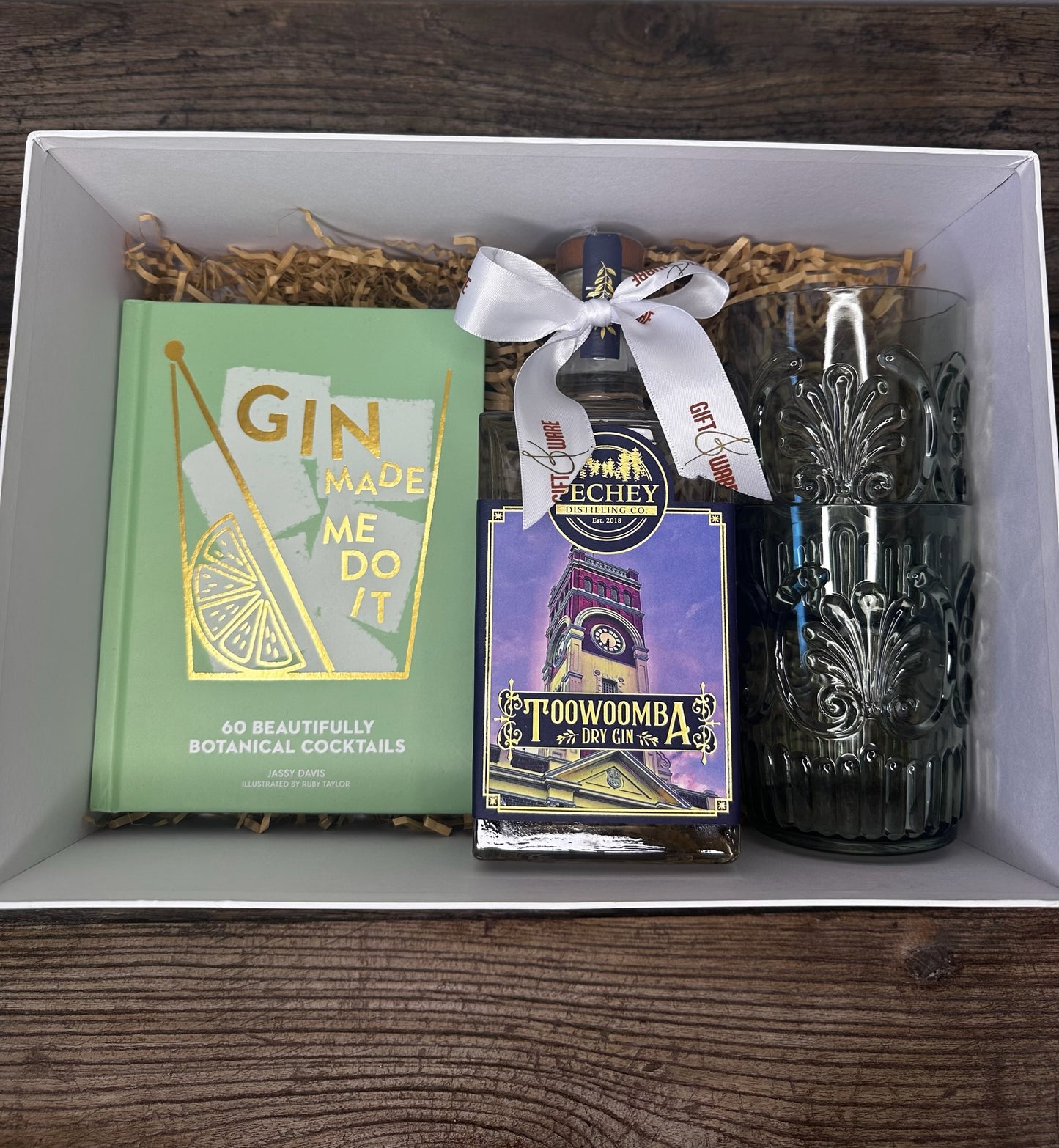 Corporate Gift Set – Gin Lover’s Gift Box – A Taste of Toowoomba’s Finest