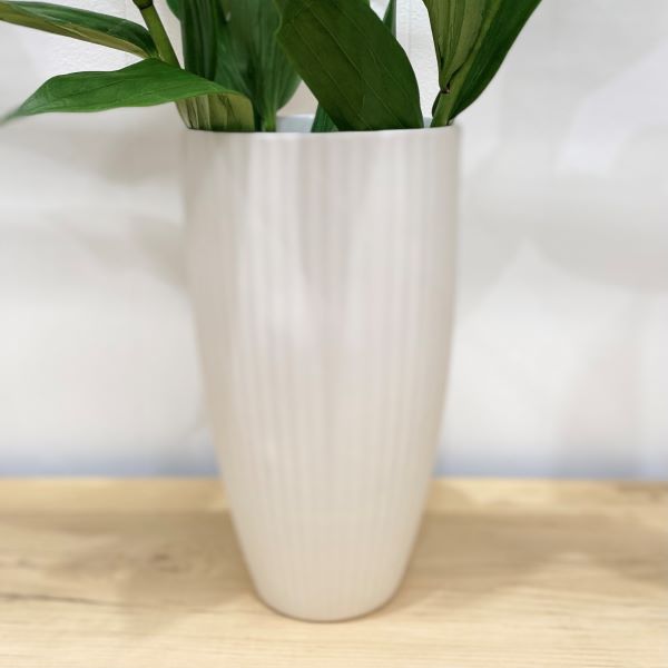 FLAX Amity Vase