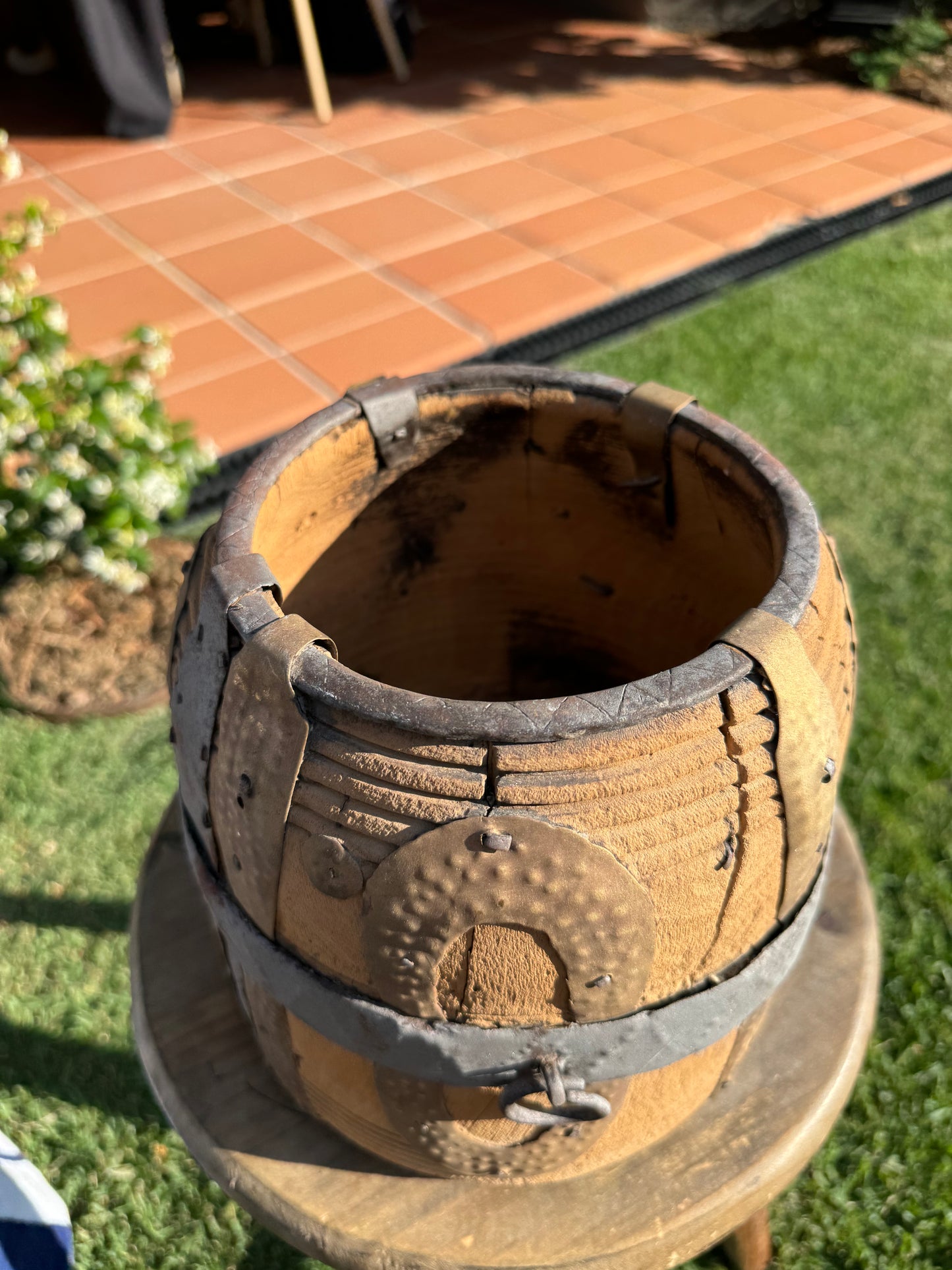 Two - Tone Wooden Metal Pot