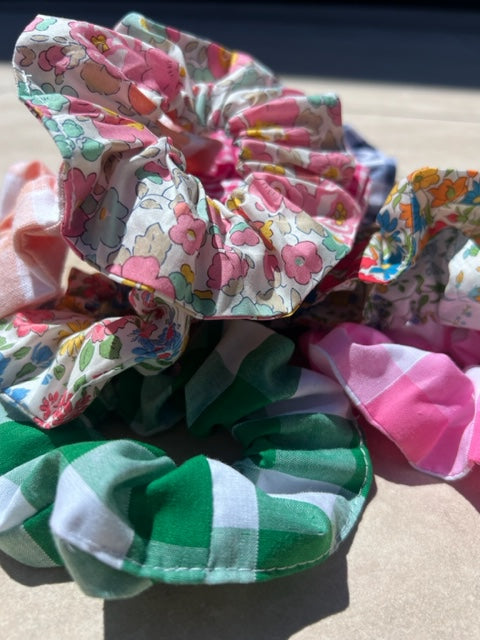 Besty P Floral Scrunchie