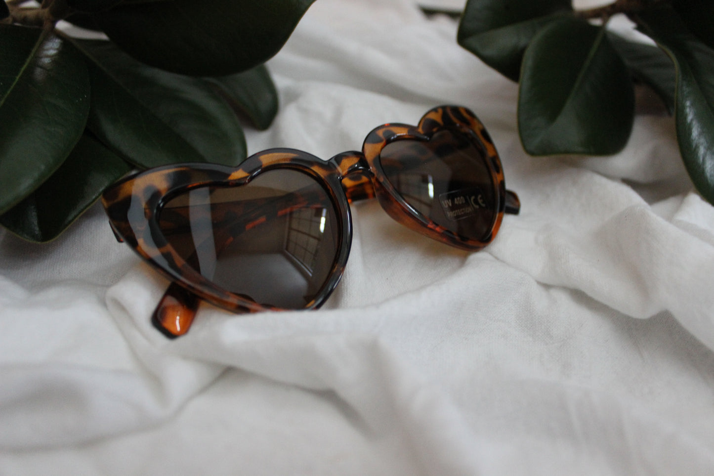 Heart Sunglasses - tortoise