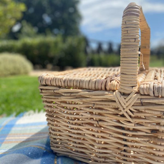 Rattan Picnic Basket with Lid