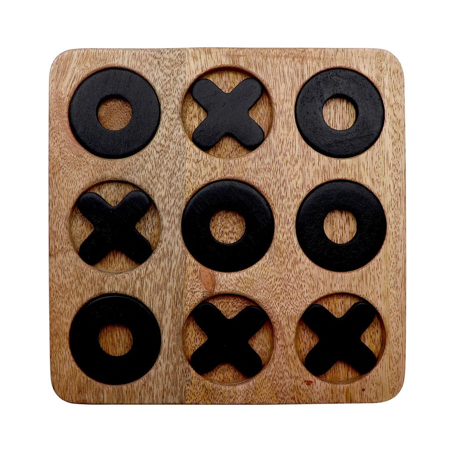 Tic tac toe game with black playing pieces