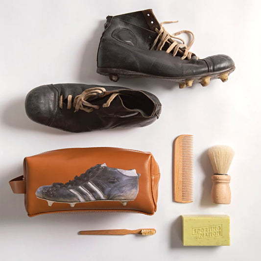 Three Stripe Boot Leather Wash Bag